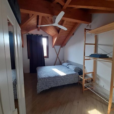 Ferienwohnung A Casa Di Sole Arese Zimmer foto