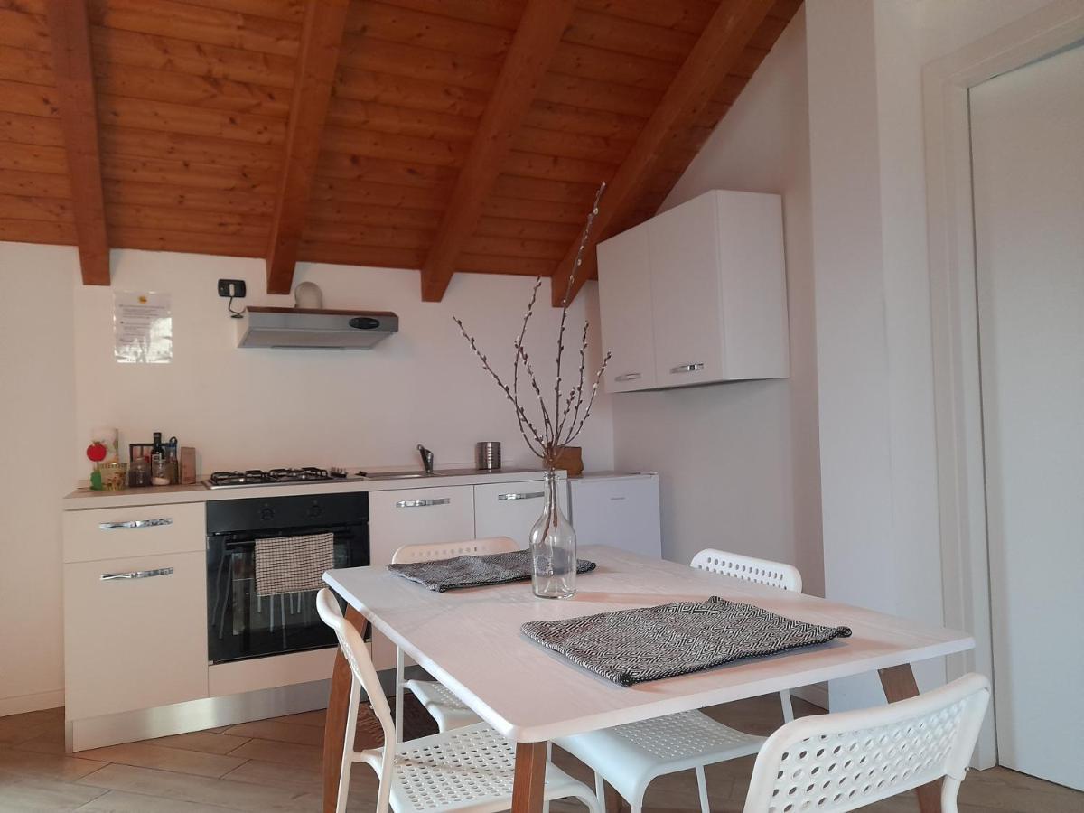 Ferienwohnung A Casa Di Sole Arese Exterior foto