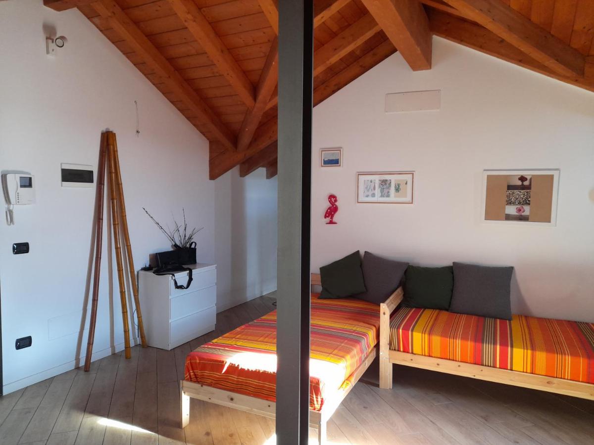 Ferienwohnung A Casa Di Sole Arese Exterior foto