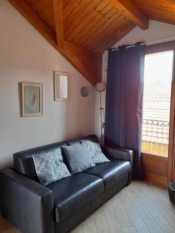 Ferienwohnung A Casa Di Sole Arese Exterior foto