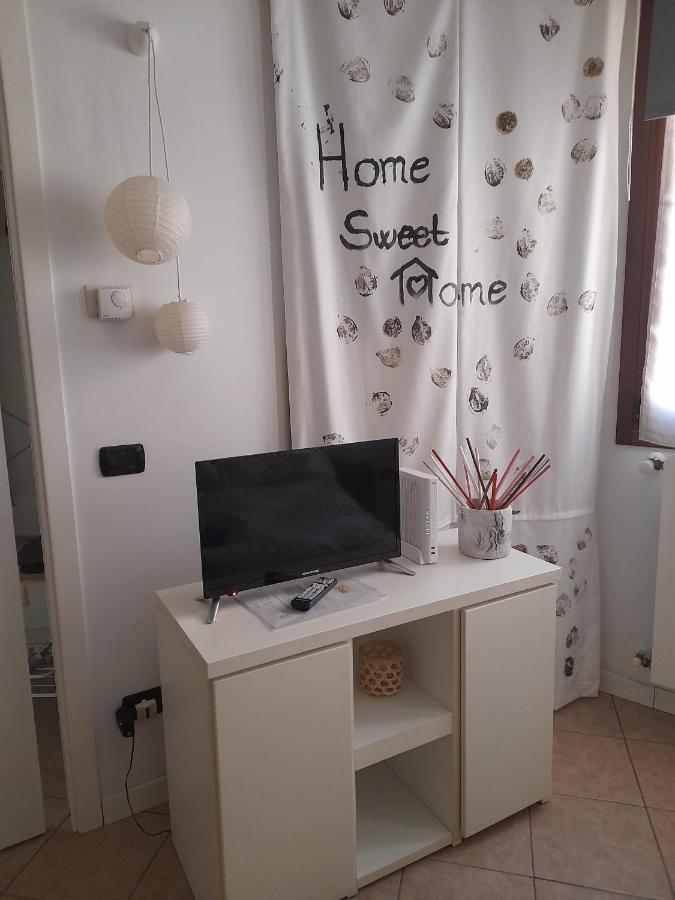 Ferienwohnung A Casa Di Sole Arese Exterior foto