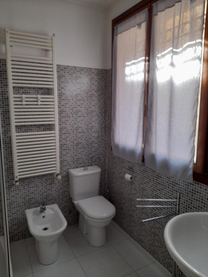 Ferienwohnung A Casa Di Sole Arese Exterior foto