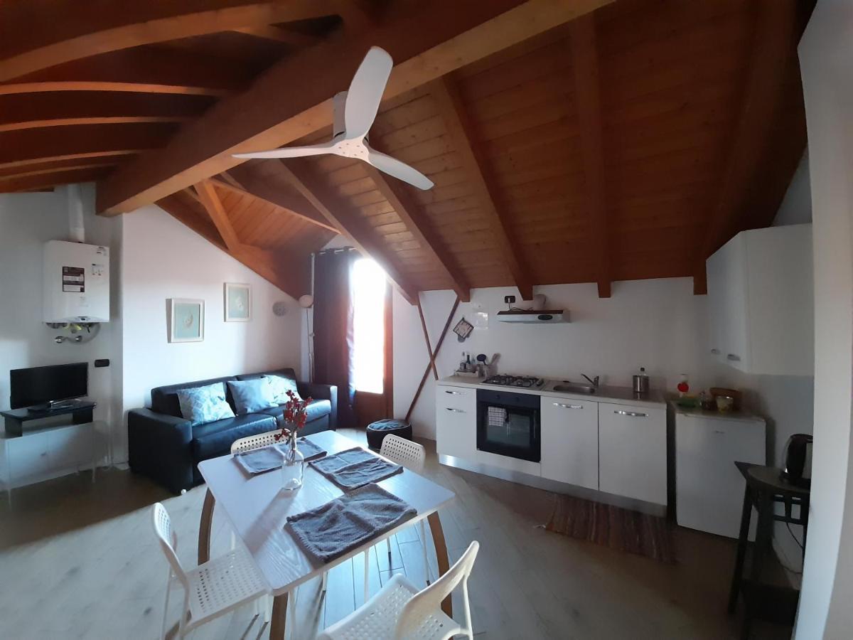 Ferienwohnung A Casa Di Sole Arese Exterior foto